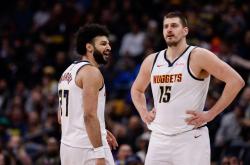 乐鱼体育官网-赛地聚焦——NBA季后赛窗口期热度飙升，山东男篮门线救险，底气十足，医务组通报恢复的简单介绍-乐鱼体育官网